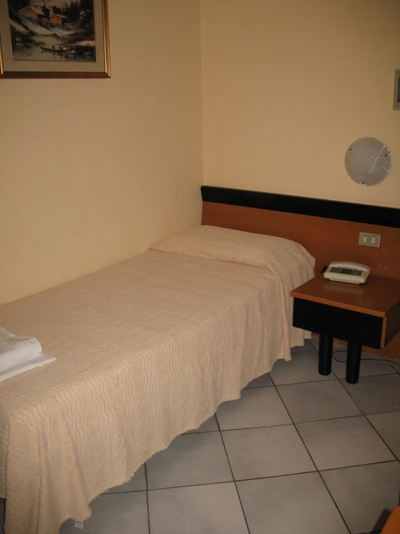 Albergo Paradiso Montecatini Terme Oda fotoğraf